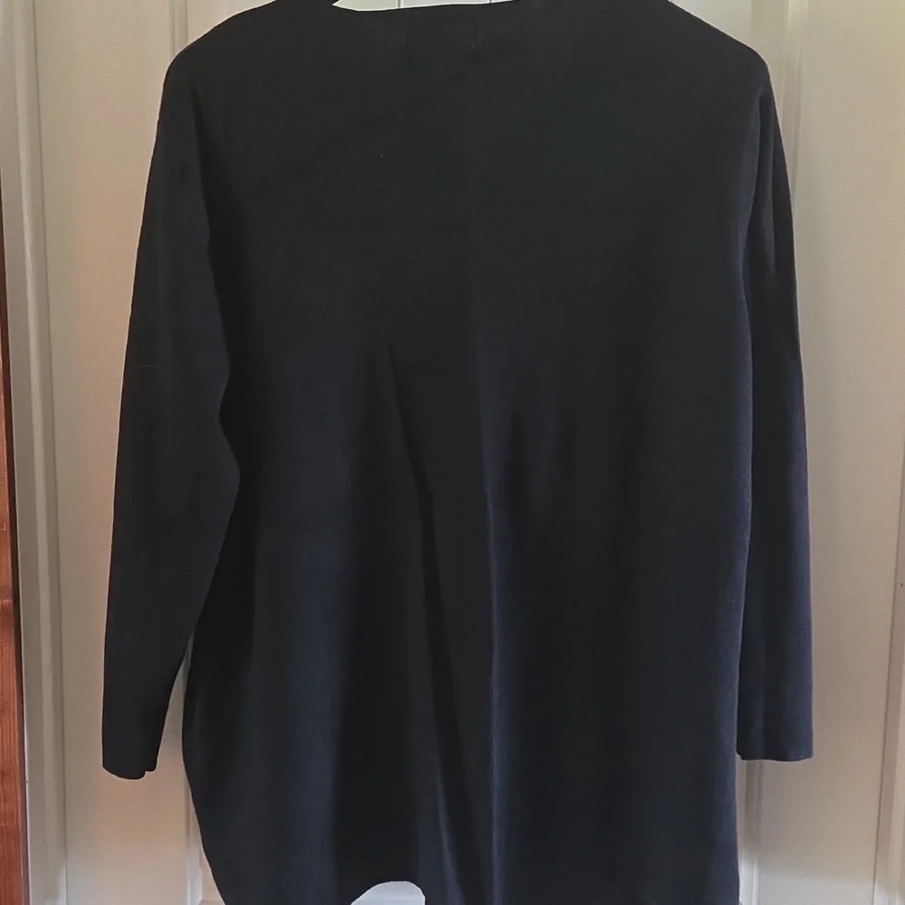 Quacker Factory Festive Black V-Neck Sweater - Picture 5 of 5